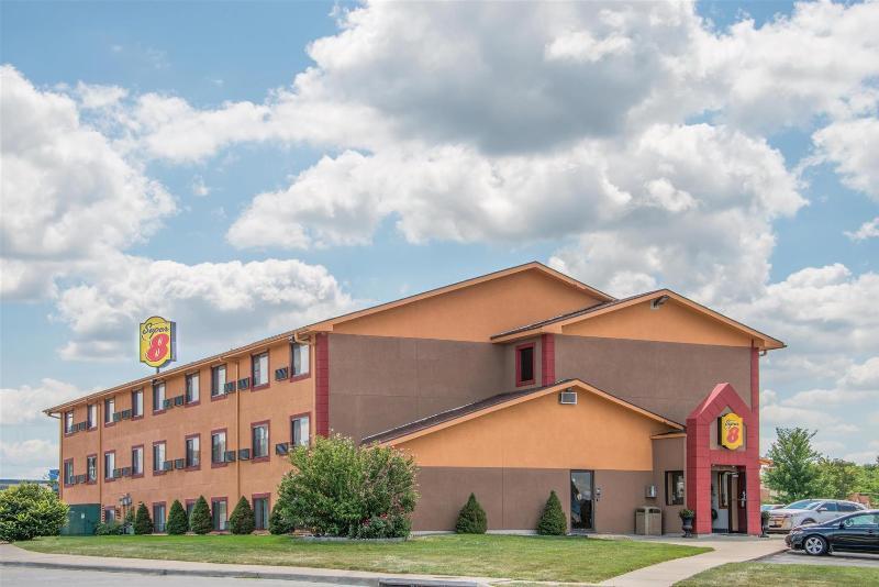 Super 8 By Wyndham Kansas City Airport North Ngoại thất bức ảnh