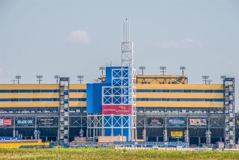 Super 8 By Wyndham Kansas City Airport North Ngoại thất bức ảnh